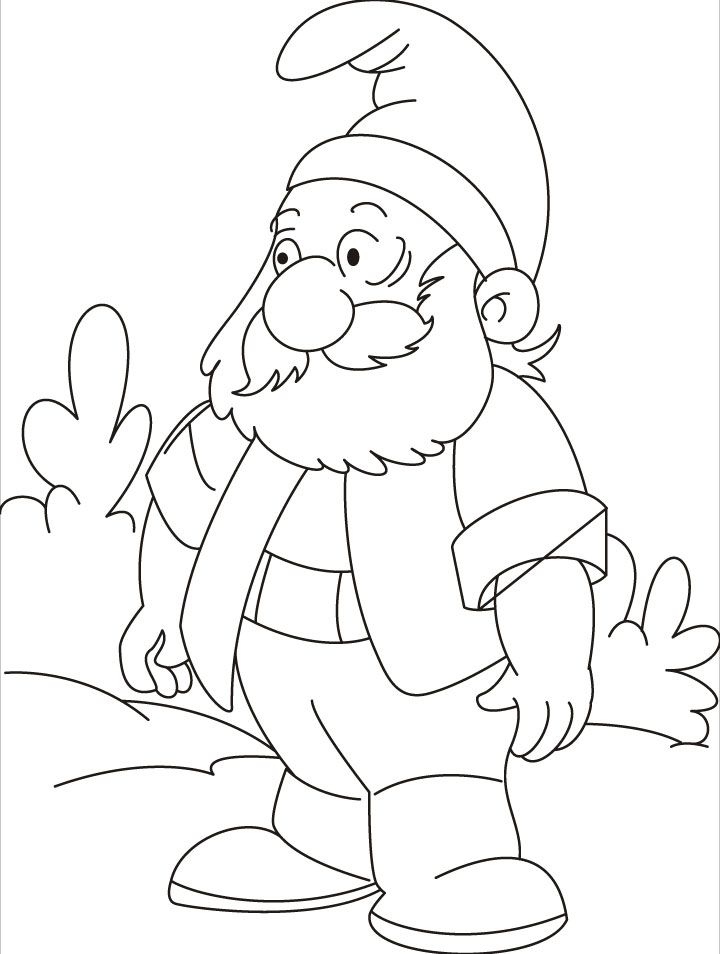 Garden Gnome Coloring Pages at GetColorings.com | Free printable