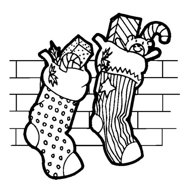 Two Christmas Stocking Full Of Candy On Christmas Coloring Page 600x600 Two Christmas Stocking Full Of Candy On Christmas Coloring Page