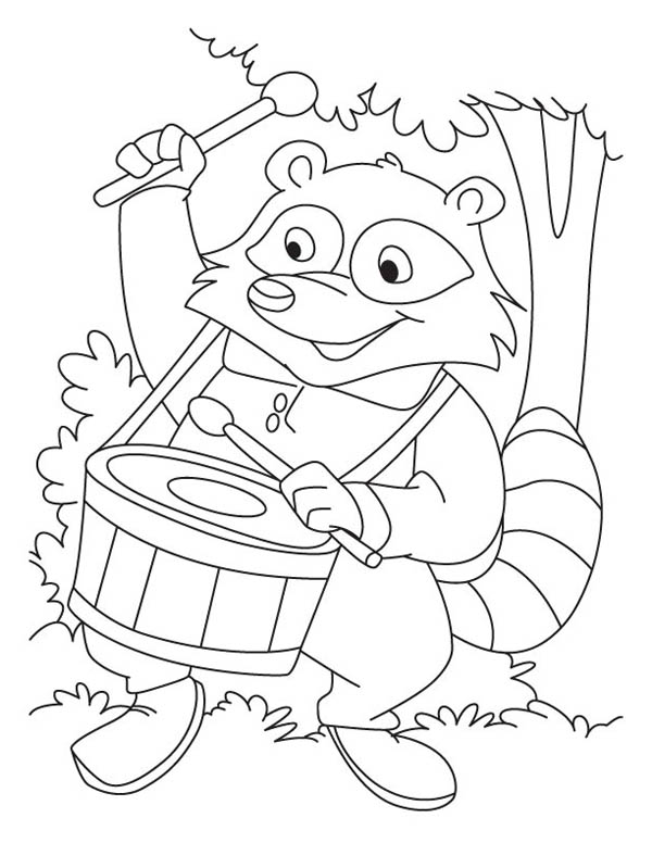 600x776 Raccoon Playing Drum Coloring Page