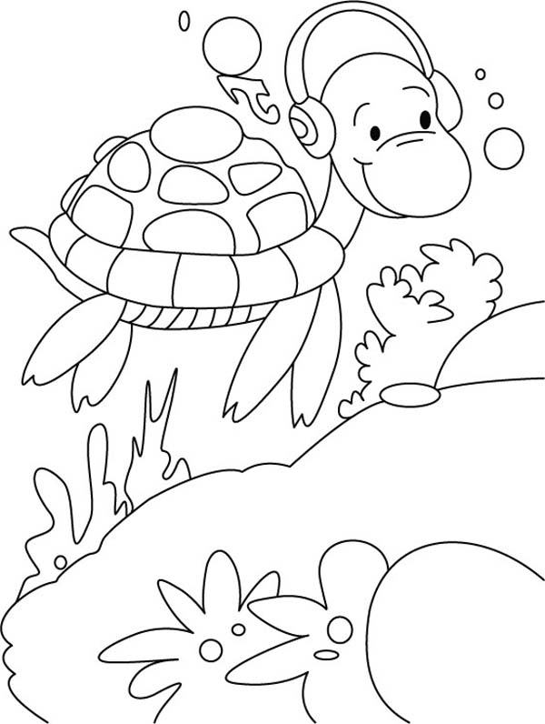 600x796 Sea Turtle Listening Music With Earphone Coloring Page